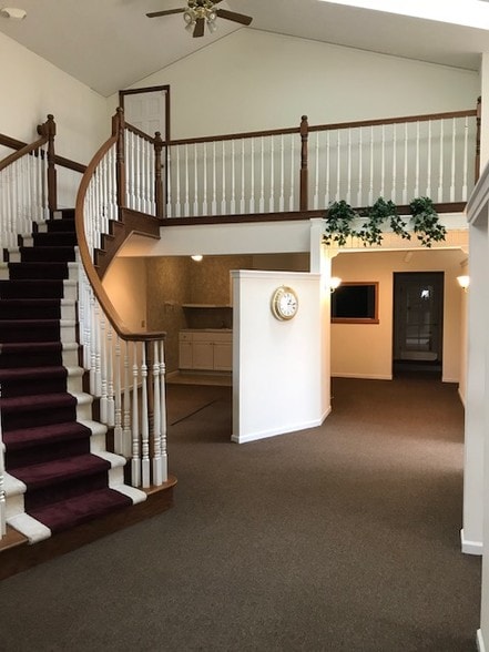 More Photos Of 498 South Ave, Tallmadge Storefront Retail Office For Lease