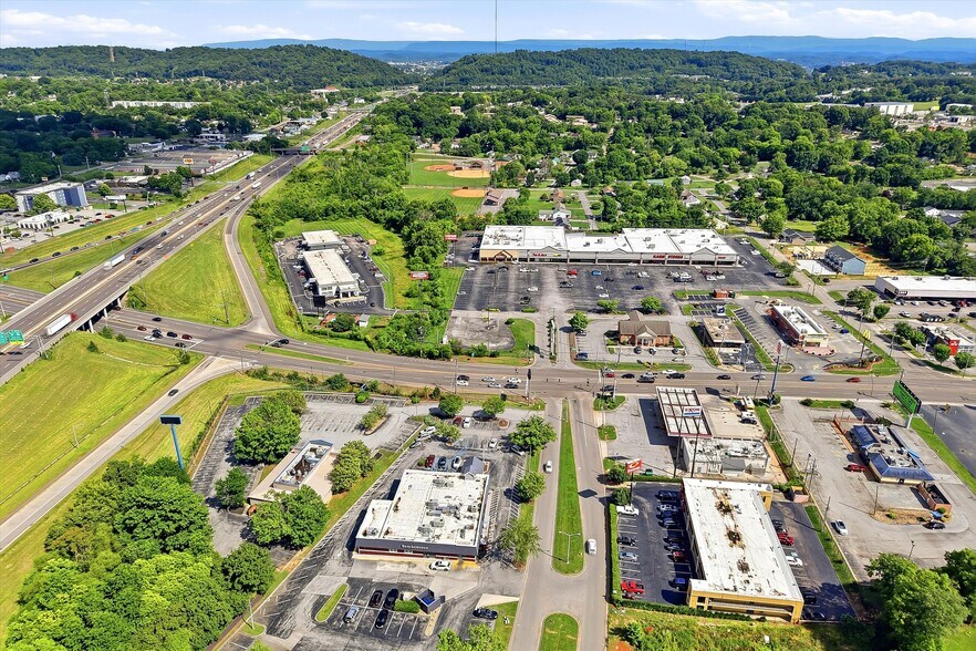 More Photos Of Merchants Dr, Knoxville Land For Lease