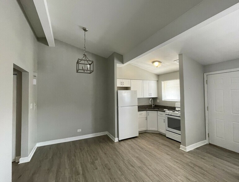 More Photos Of 17 N Hillside Ave, Hillside Apartments For Sale