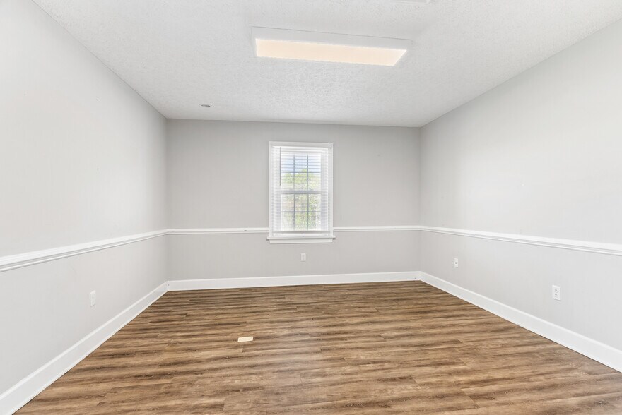 More Photos Of 6200 Fort Ave, Lynchburg Medical For Sale