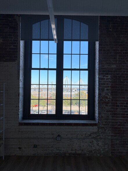 More Photos Of 701 E Bay St, Charleston Office Residential For Lease