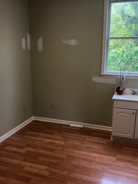 More Photos Of 400 S Main St, Wharton Medical For Sale