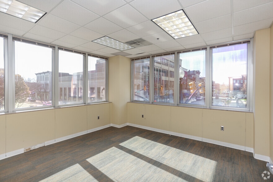 More Photos Of 101 N 4th St, Lafayette Coworking Space