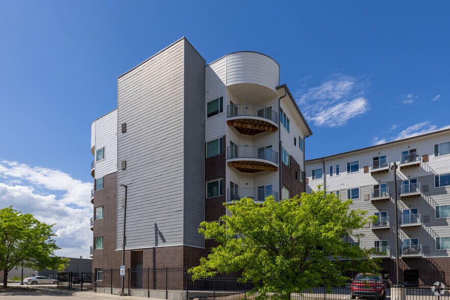 More Photos Of 1015 N 16th St, Omaha Apartments For Sale