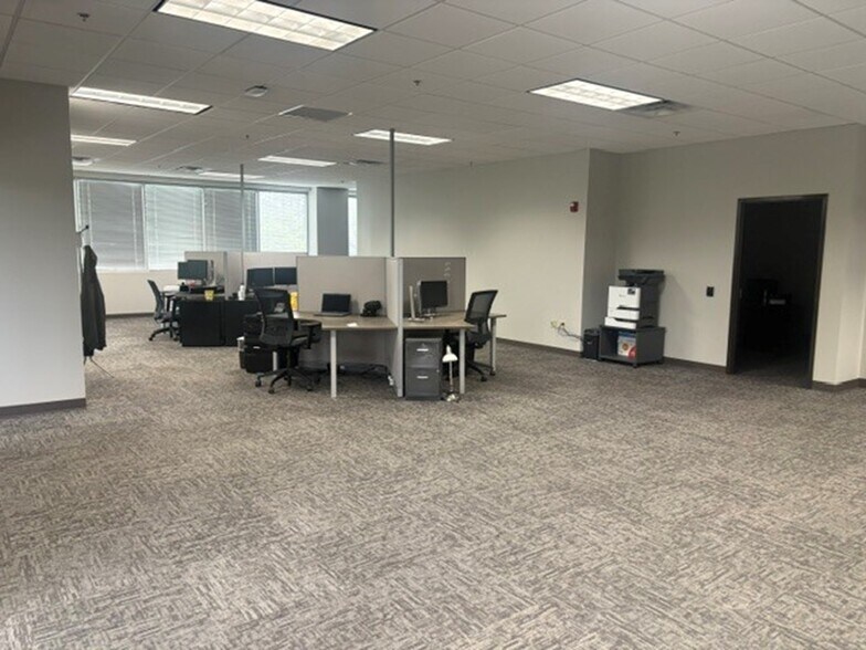 More Photos Of 1206 Pointe Centre Dr, Chattanooga Medical For Lease