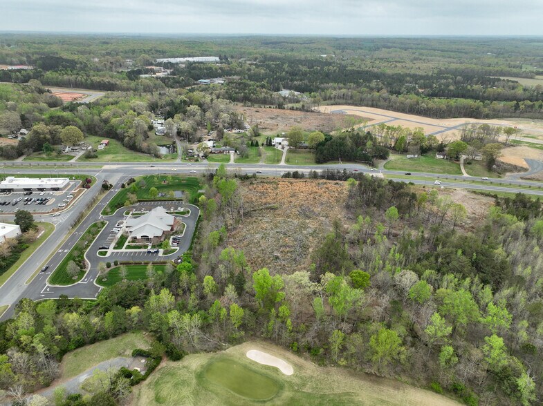 More Photos Of 6760 HWY 24/27 Hwy, Midland Land For Sale