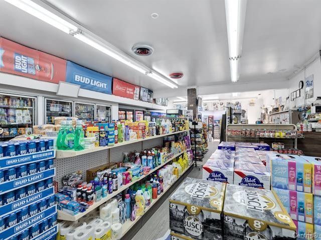More Photos Of 1079 Rue Saint-Louis, Gatineau General Retail For Sale