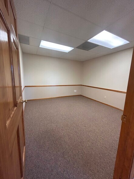 More Photos Of 1925 Dominion Way, Colorado Springs Office For Lease