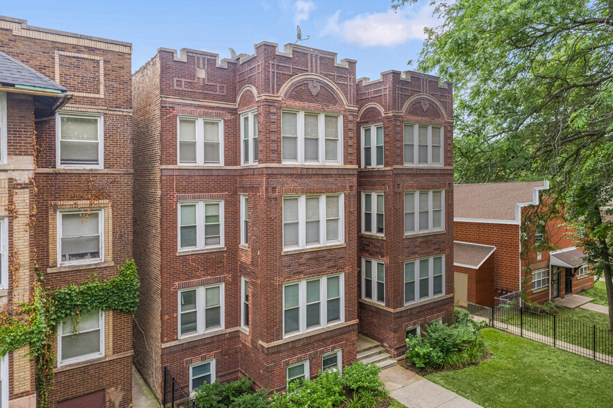 Primary Photo Of 6731 S Chappel Ave, Chicago Apartments For Sale