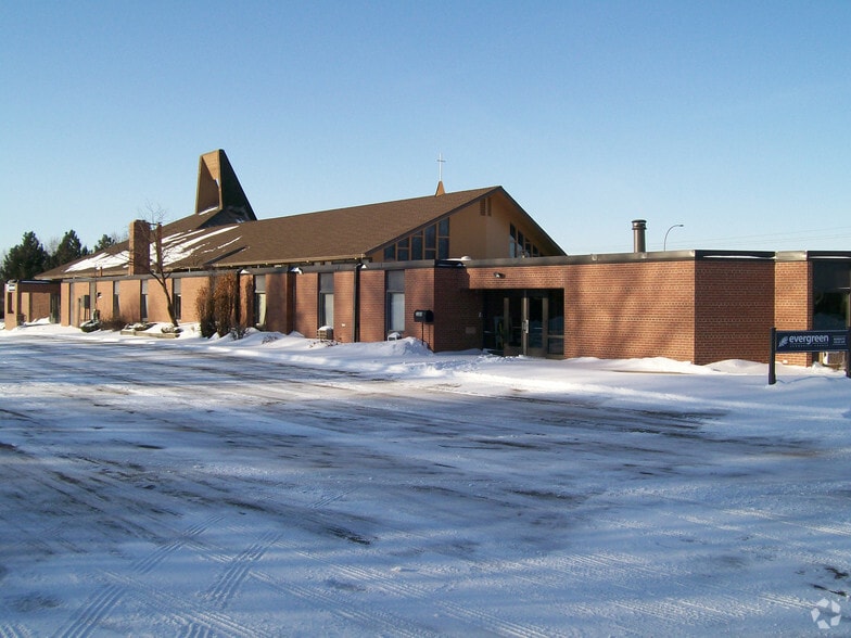 More Photos Of 3351 Independence Ave N, Minneapolis Religious Facility For Sale