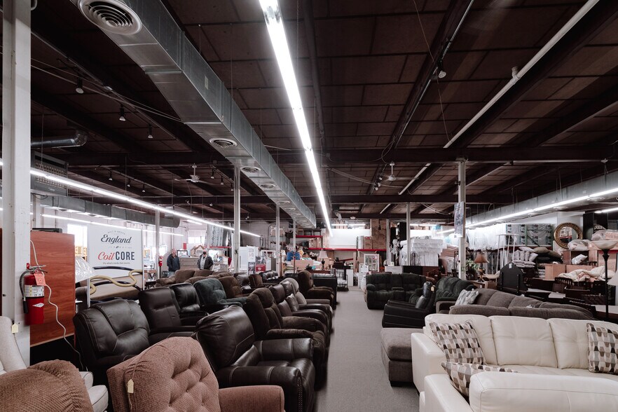 More Photos Of 3120-3130 Rt-112, Medford Freestanding For Sale