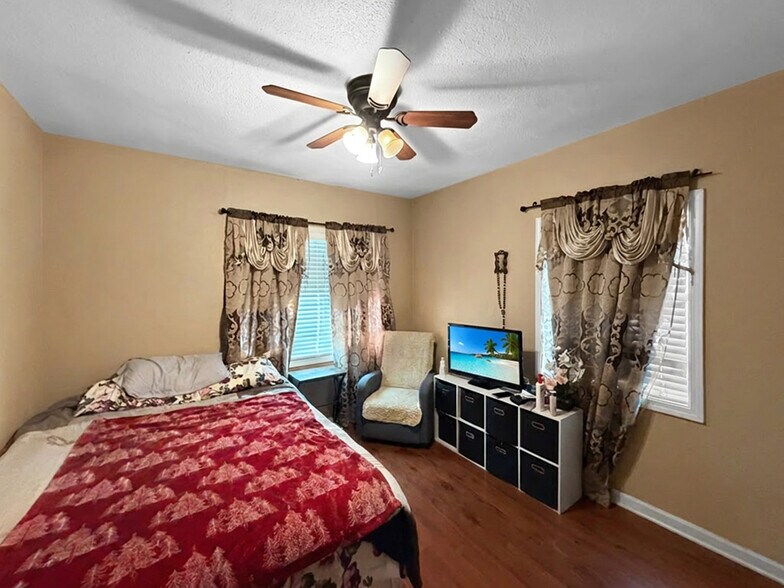 More Photos Of 204 Sunset Blvd, Hayward Apartments For Sale