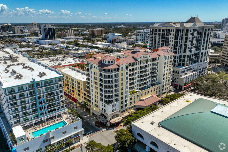More Photos Of 100 Central Ave, Sarasota Apartments For Lease
