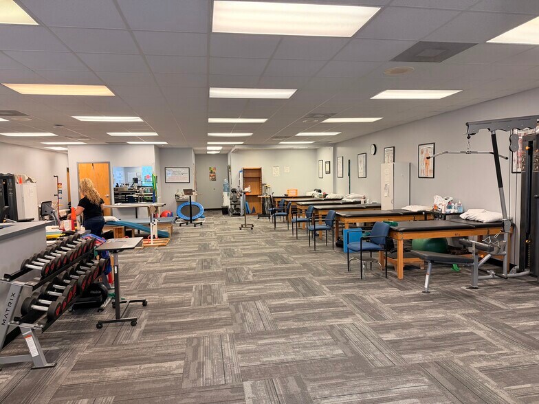More Photos Of 309-313 W Bass St, Kissimmee Medical For Lease