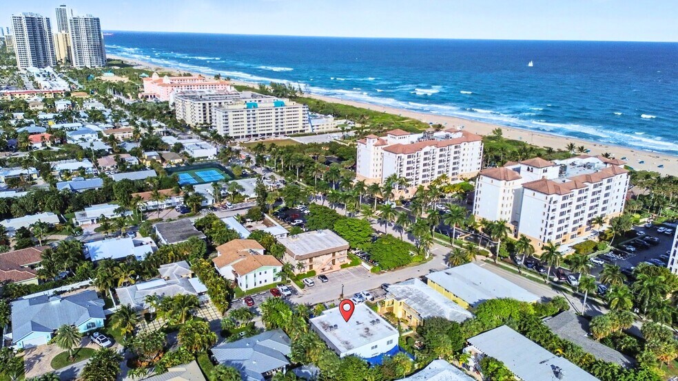 More Photos Of 112 Claremont Ln, Palm Beach Shores Apartments For Sale