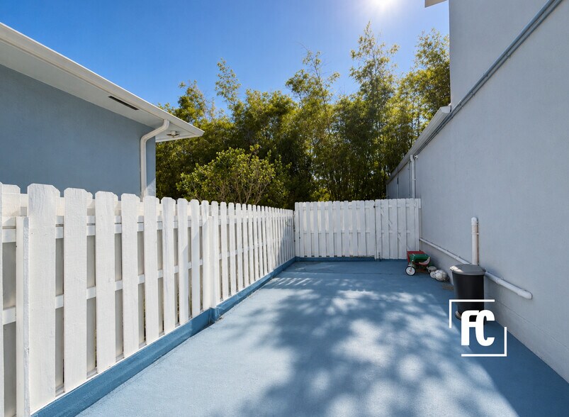More Photos Of 310 SW Ocean Blvd, Stuart Medical For Sale