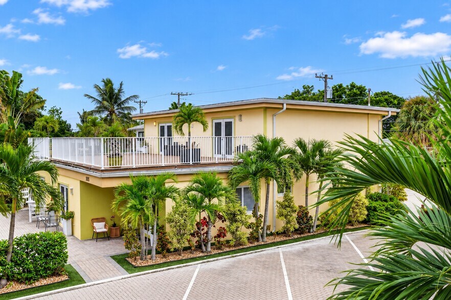 More Photos Of 905 N Federal Hwy, Lake Worth Beach Hotel For Sale
