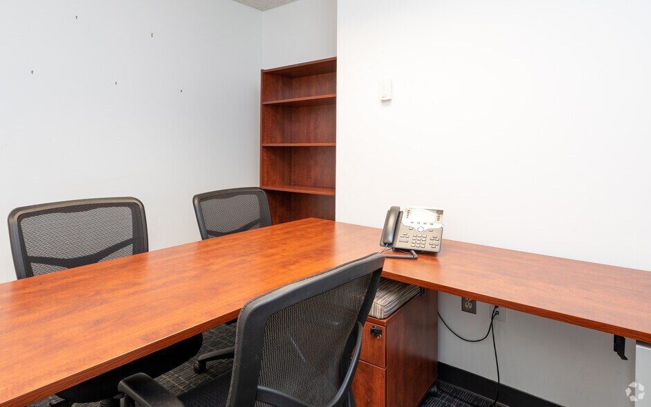 Photo of 4th Floor Ste Private Offices