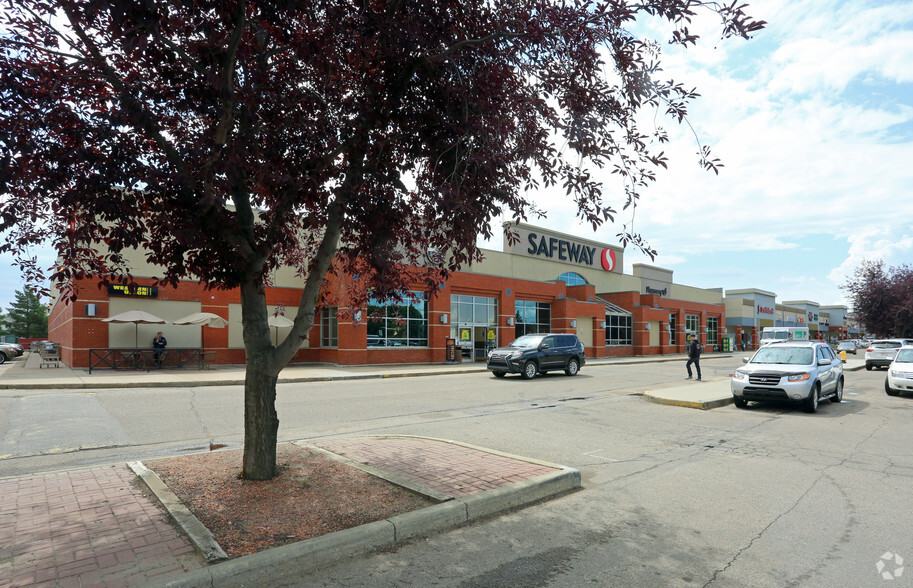 Primary Photo Of 2 Hebert Rd, St. Albert General Retail For Lease