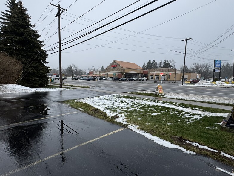 More Photos Of 8828 Main St, Buffalo Freestanding For Lease