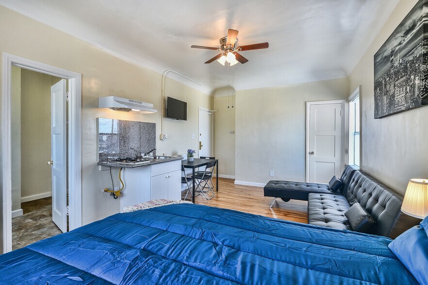 More Photos Of 721-729 S Alvarado St, Los Angeles Apartments For Lease