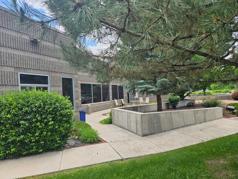 More Photos Of 3684 N Townsend Ave, Montrose Flex For Sale