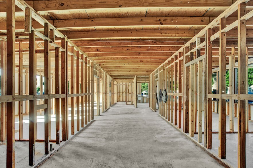 More Photos Of 301 E San Antonio Ave, Boerne Medical For Sale