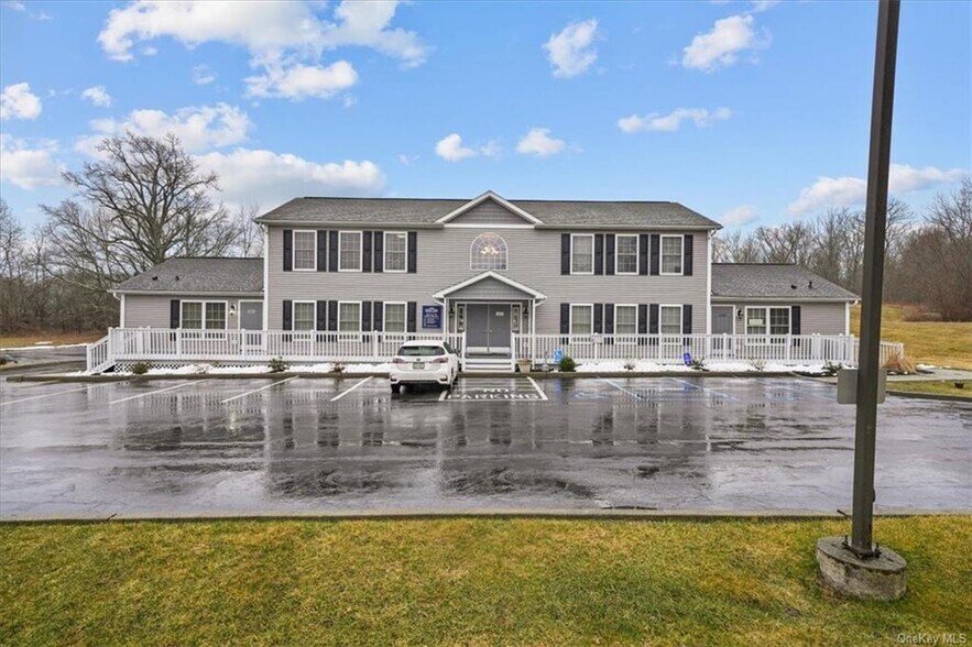 More Photos Of 2679 Route 17M, Goshen Medical For Lease