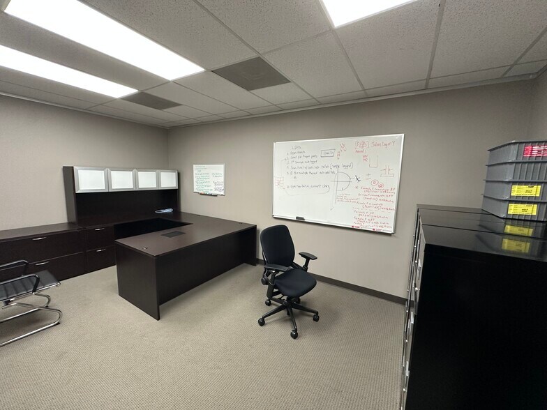 More Photos Of 3606-3608 Research Forest Dr, The Woodlands Office For Lease
