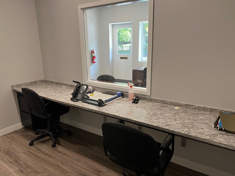 More Photos Of 5000 Lawndale Ave, Baltimore Office For Lease