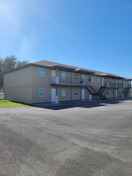 More Photos Of 8205 N La Homa Rd, Mission Apartments For Sale