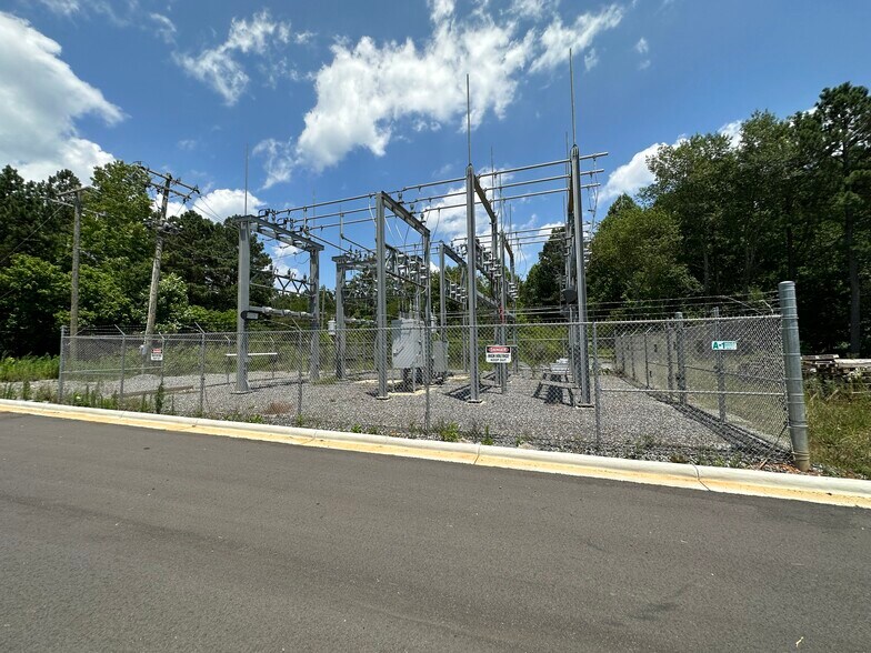 More Photos Of 119 Metrolina Dr, Shelby Manufacturing For Sale