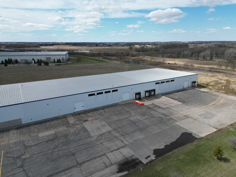 Primary Photo Of 2830 Atlas Ave, Oshkosh Warehouse For Lease