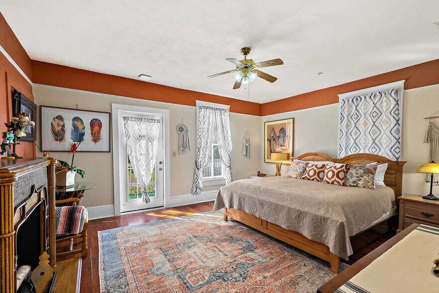 More Photos Of 444 S Beach St, Daytona Beach Hospitality For Sale