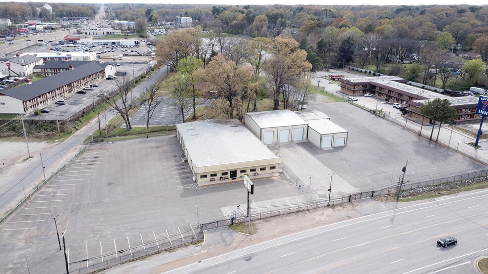 Primary Photo Of 1145 Brooks Rd, Memphis Mixed Retail For Sale