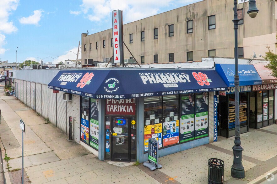 Primary Photo Of 84 N Franklin St, Hempstead General Retail For Lease