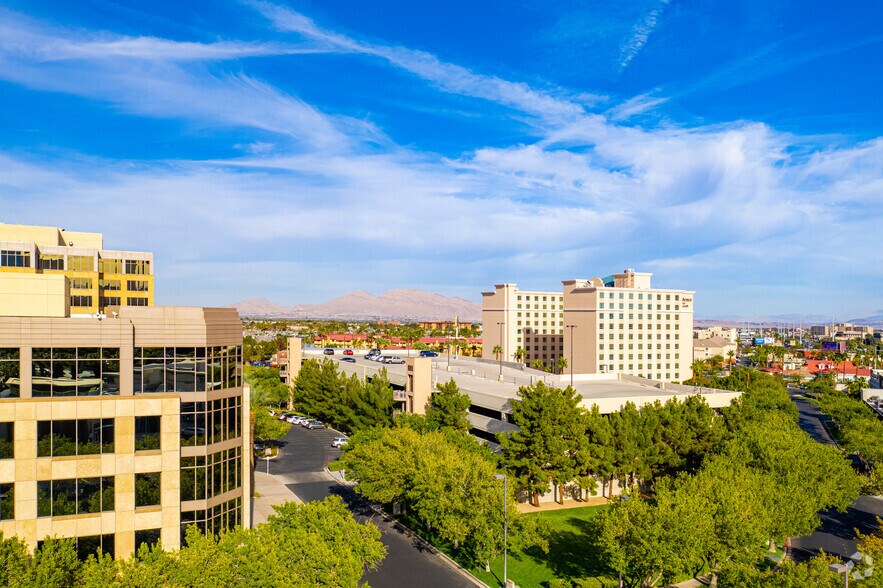 More Photos Of 3753-3993 Howard Hughes Pky, Las Vegas Unknown For Lease