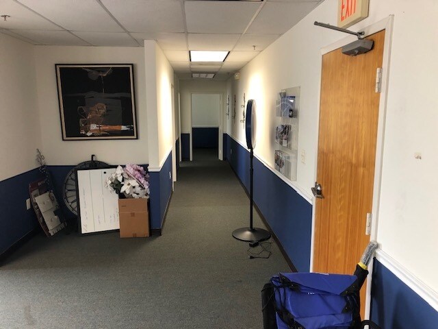 More Photos Of 46396 Benedict Dr, Sterling Office For Lease