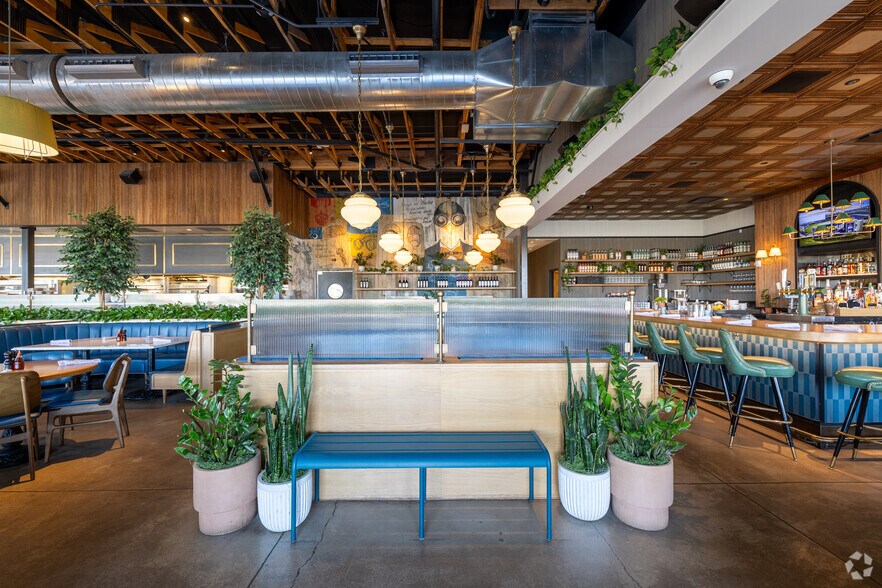More Photos Of 2960 N Campbell Ave, Tucson Restaurant For Sale
