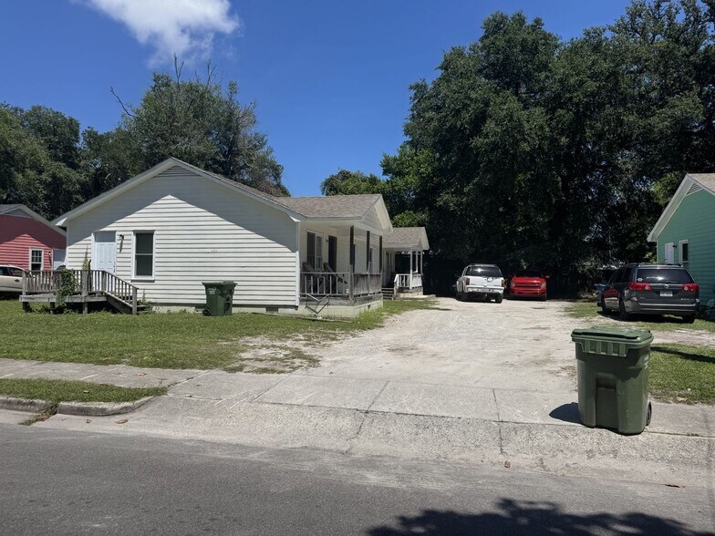 More Photos Of 407 Maides Ave, Wilmington Apartments For Sale