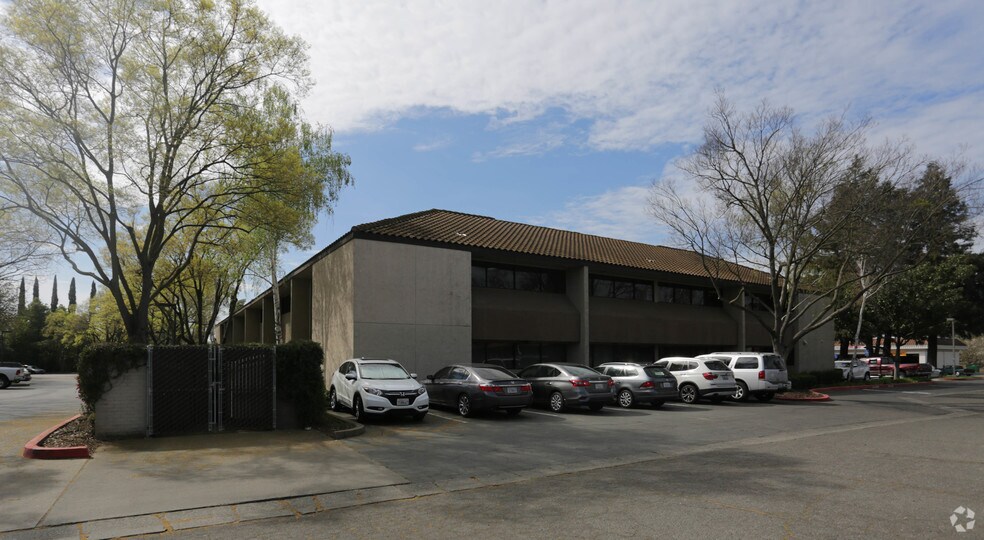 More Photos Of 9727 Elk Grove Florin Rd, Elk Grove Office For Lease