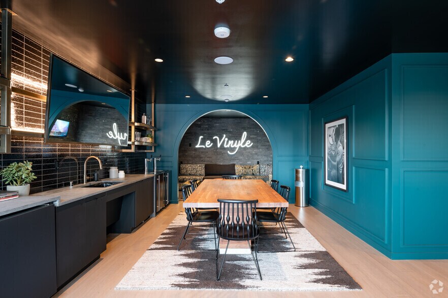 More Photos Of 2309 S Jackson St, Seattle Apartments For Lease