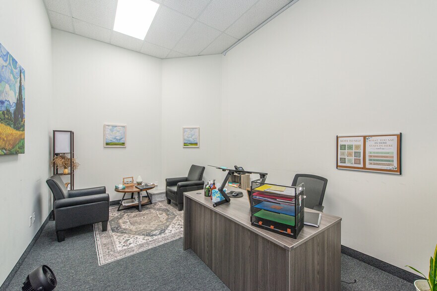 More Photos Of 83 Spring St, Newton Office For Sale