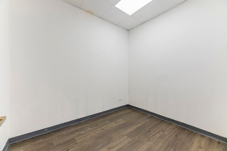 More Photos Of 160 Tices Ln, East Brunswick Office For Sale
