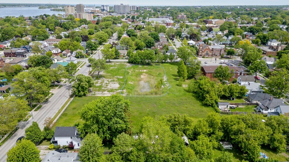 More Photos Of 321 Devine St, Sarnia Land For Sale