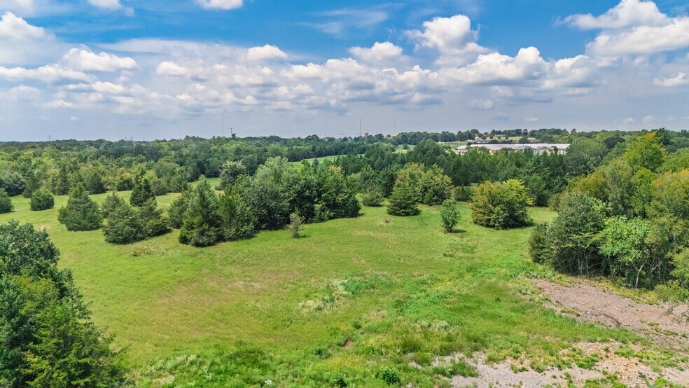More Photos Of 83 ac Stillhouse Rd, Paris Land For Sale