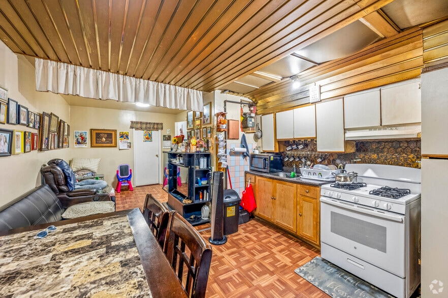 More Photos Of 190 Rockaway Ave, Brooklyn Apartments For Sale