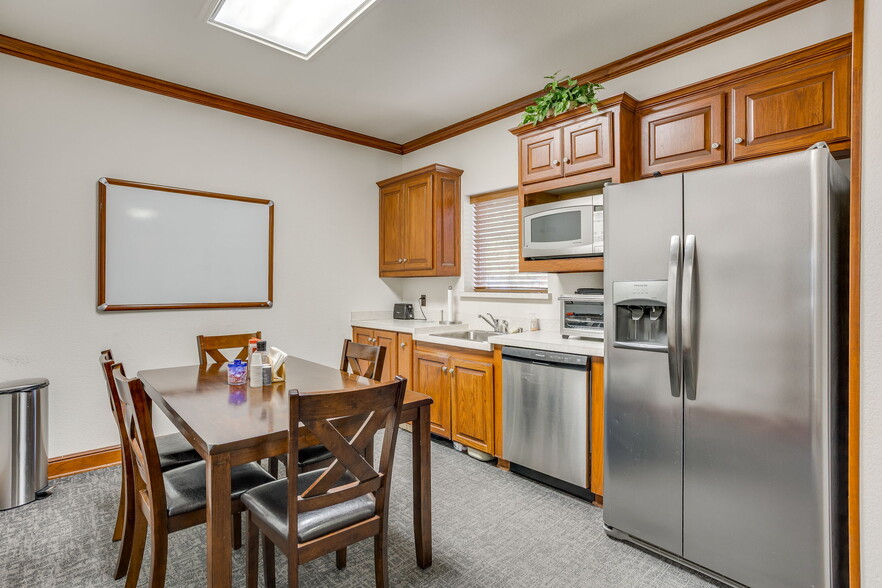 More Photos Of 4201 Gateway Dr, Colleyville Office For Sale