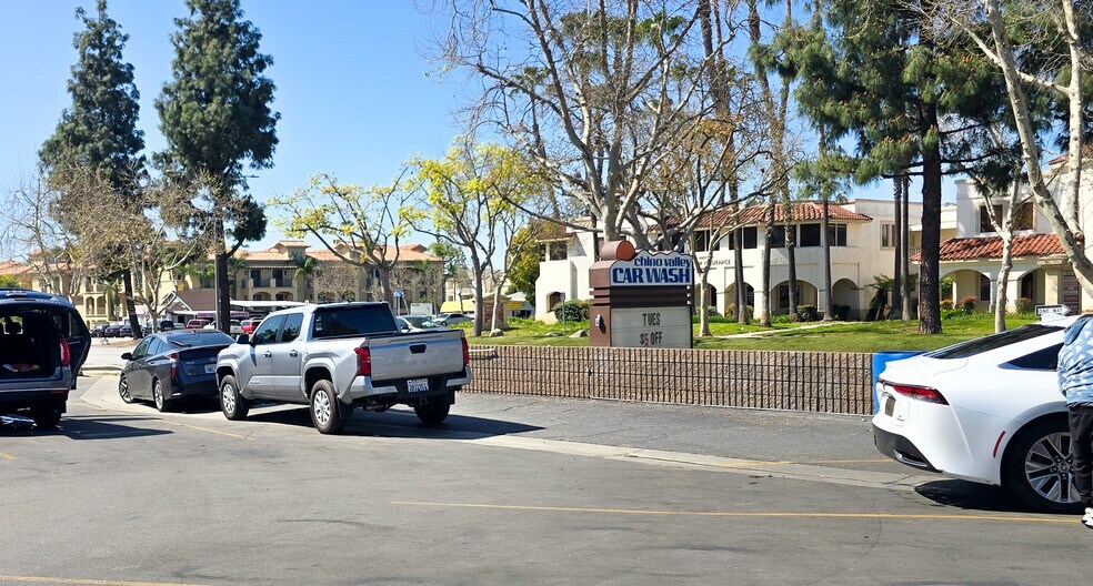 More Photos Of 11791 Central Ave, Chino Carwash For Sale