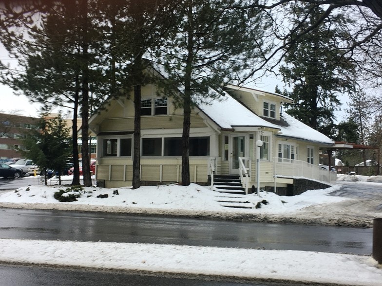 More Photos Of 2814 S Grand Blvd, Spokane Office For Lease